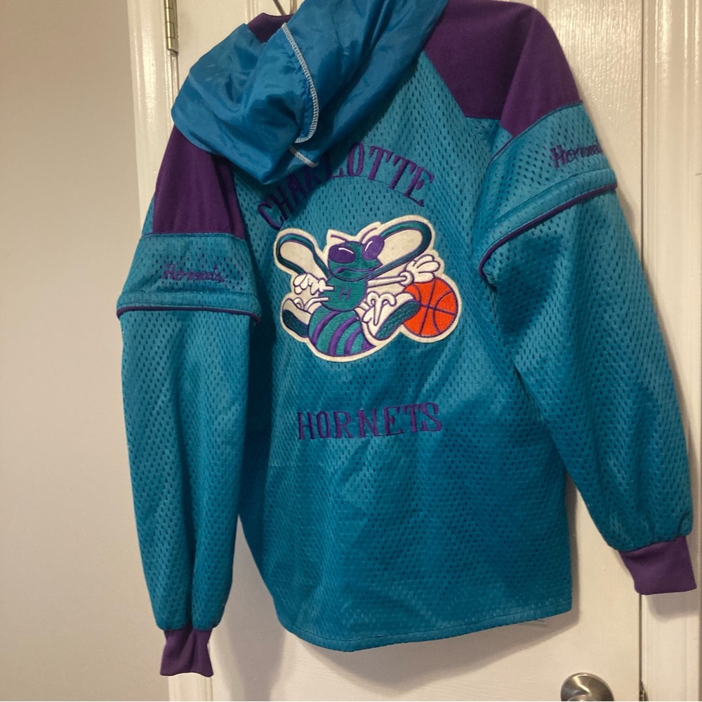 Vintage Charlotte Hornets Jacket